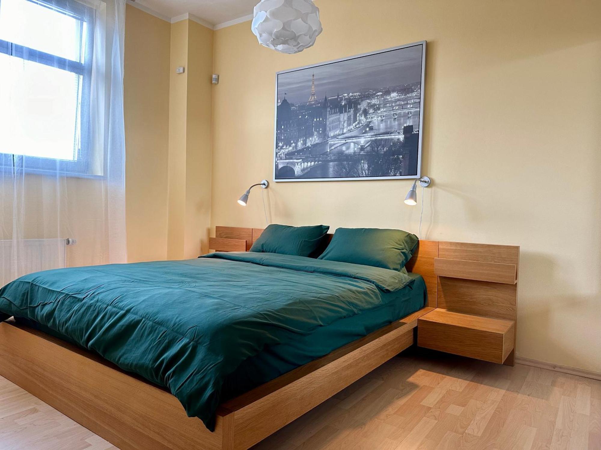 Apartment Ceskomoravska - O2 Arena Прага Экстерьер фото