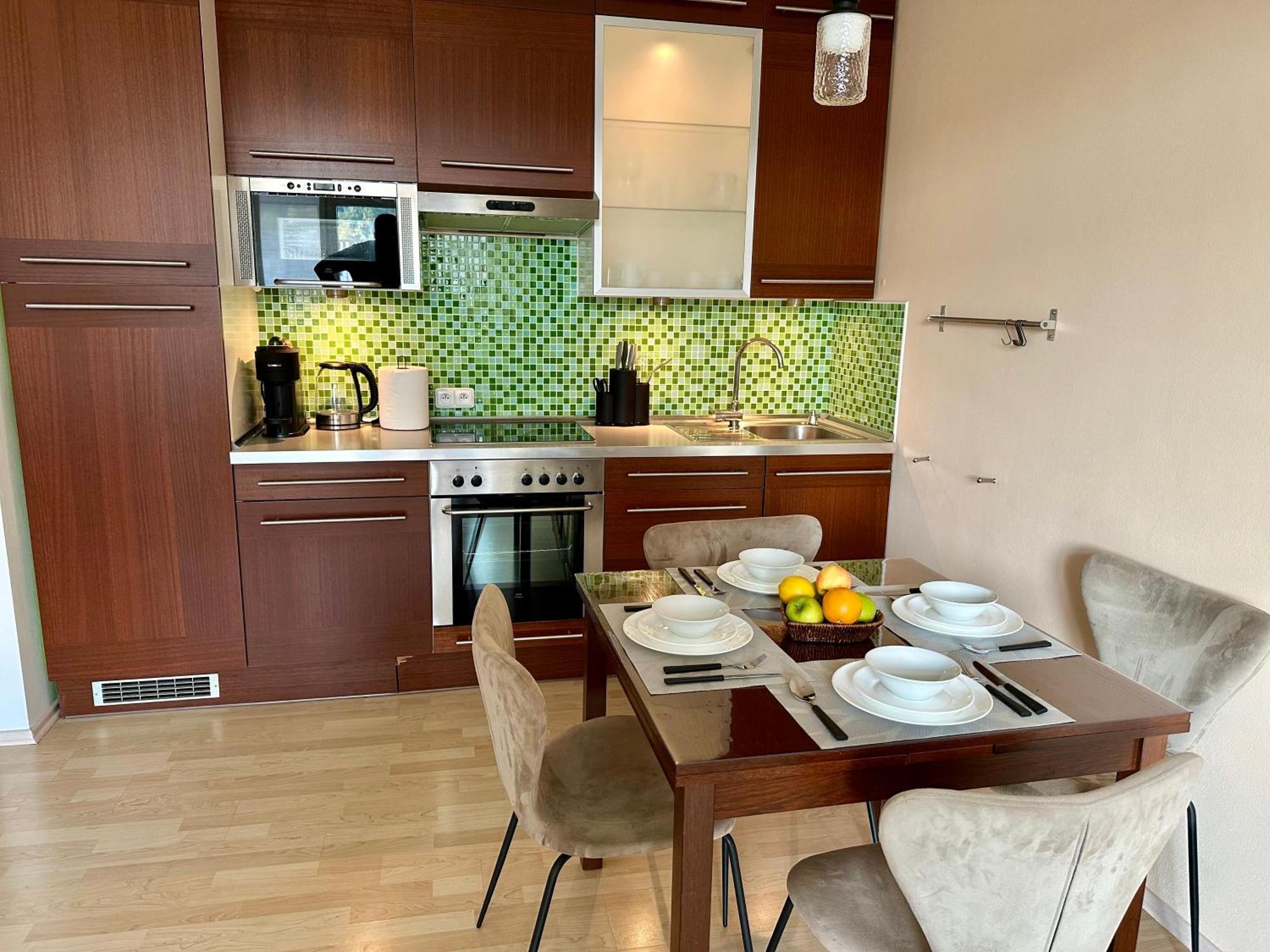 Apartment Ceskomoravska - O2 Arena Прага Экстерьер фото